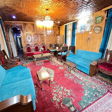 New Silver Jubilee Heritage Group Of Houseboats Hotel Srinagar  Exterior photo